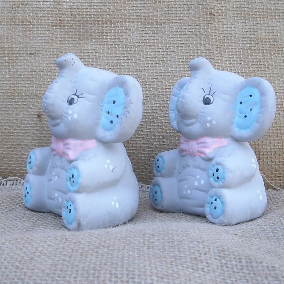 Vintage Toy Elephant Ceramic Salt & Pepper Shaker Set - Picture 8 of 16